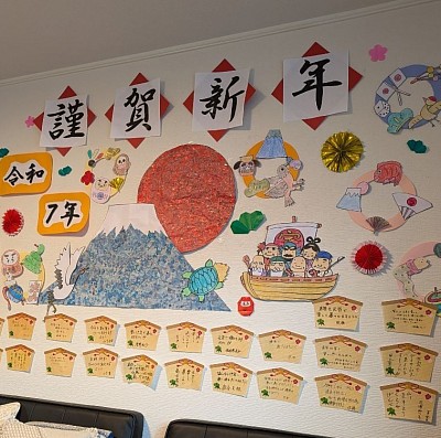 皆さんで毎月作る壁装飾〜